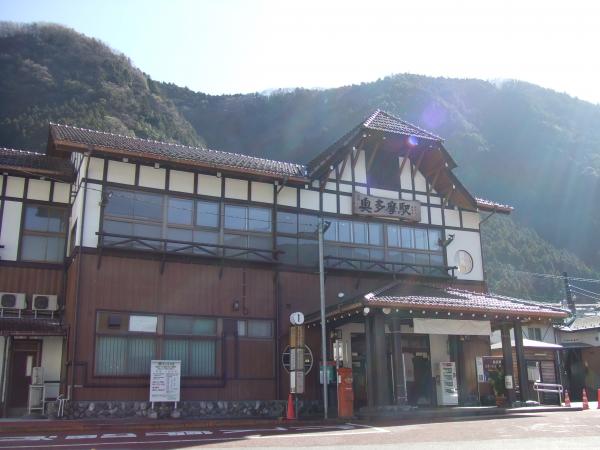 奥多摩駅。いよいよ雲取山へ。